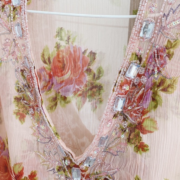 Flower swimsuit cover - Picture 4 of 4